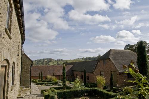 Old Downton Lodge