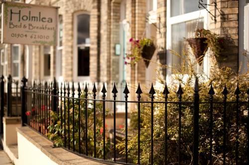 Holmlea Guest House