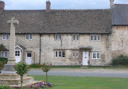 Biddestone Country House