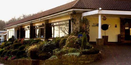 Bridge House Hotel in 