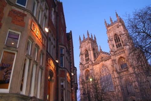 BEST WESTERN PLUS Dean Court Hotel