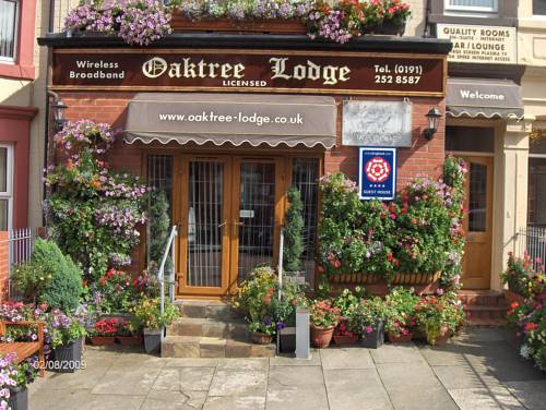 Oaktree Lodge