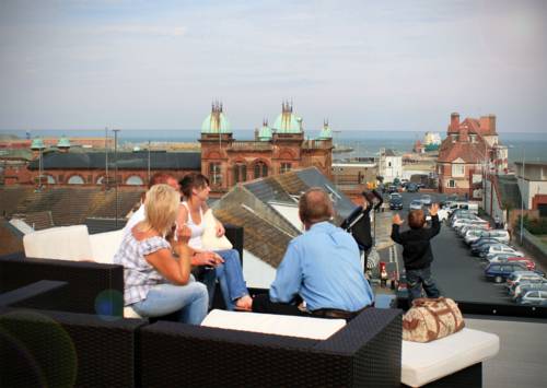 Cliff Hotel