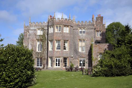 Donnington Grove and Country Club