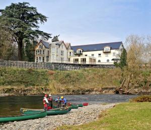The White Waters Country Hotel