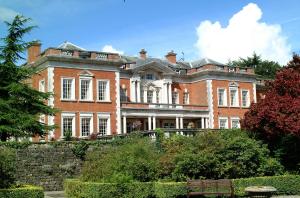 Eaves Hall Country Hotel and Restaurant