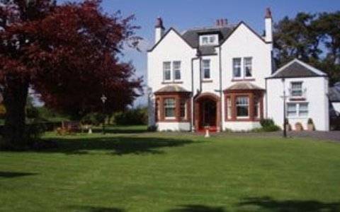Pinewood Country House