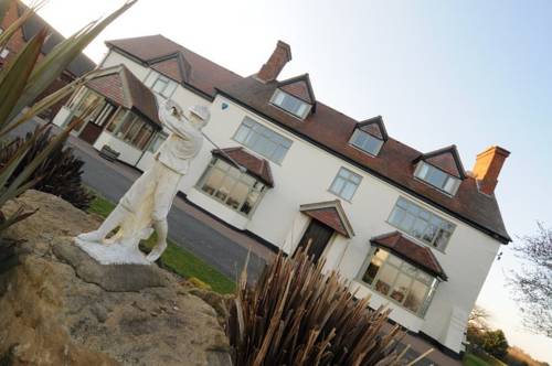 Ingon Manor Hotel Golf and Country Club
