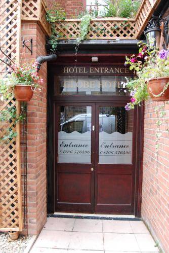 Globe Hotel