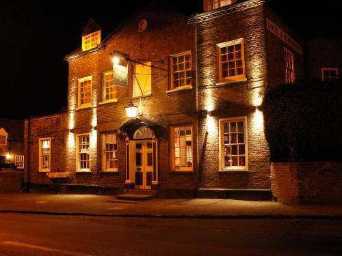 The Hare And Hounds At Speen