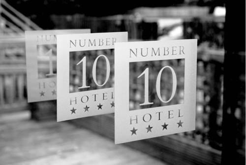 Number 10 Hotel