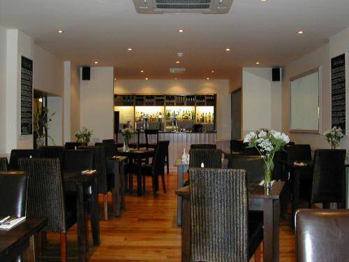 Oak Farm Hotel