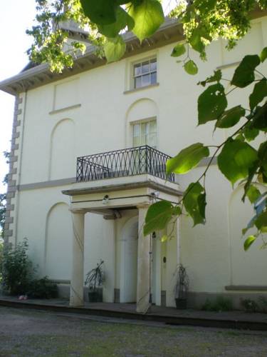 Llancayo House