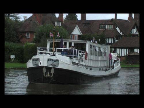 African Queen Hotel Boat