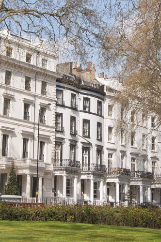 Lancaster Court