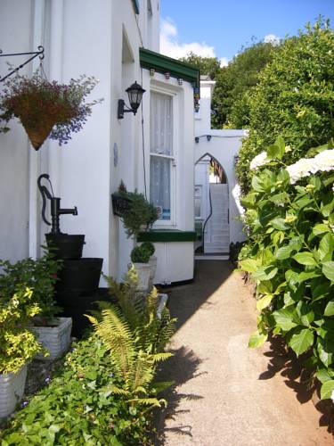 Woodlands Guest House