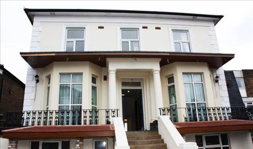 Aron Guesthouse in