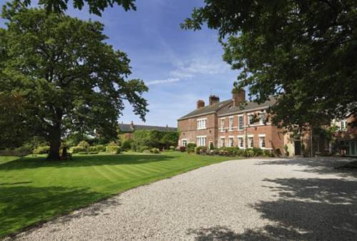 Singleton hall lodge lane