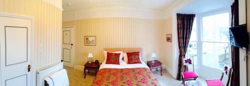 Keats Cottage 76 High Street Shanklin Po37 6nj Hotels Uk Com